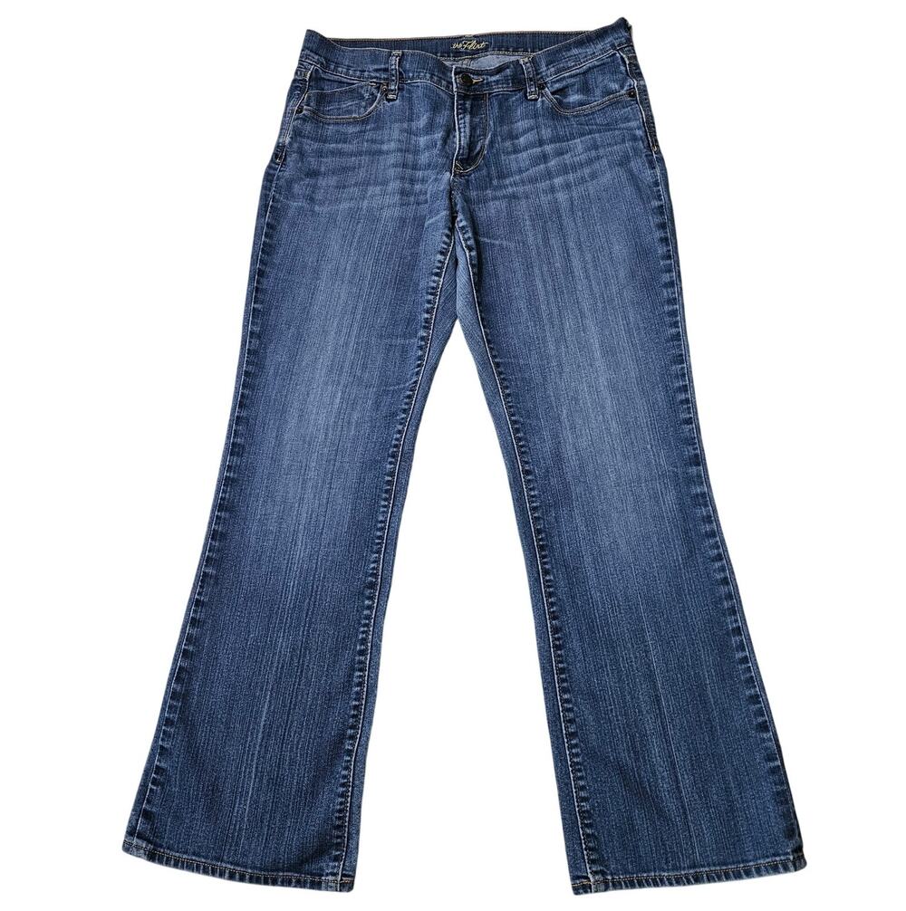 Old Navy Size 12 Regular The Flirt Jeans Medium Wash